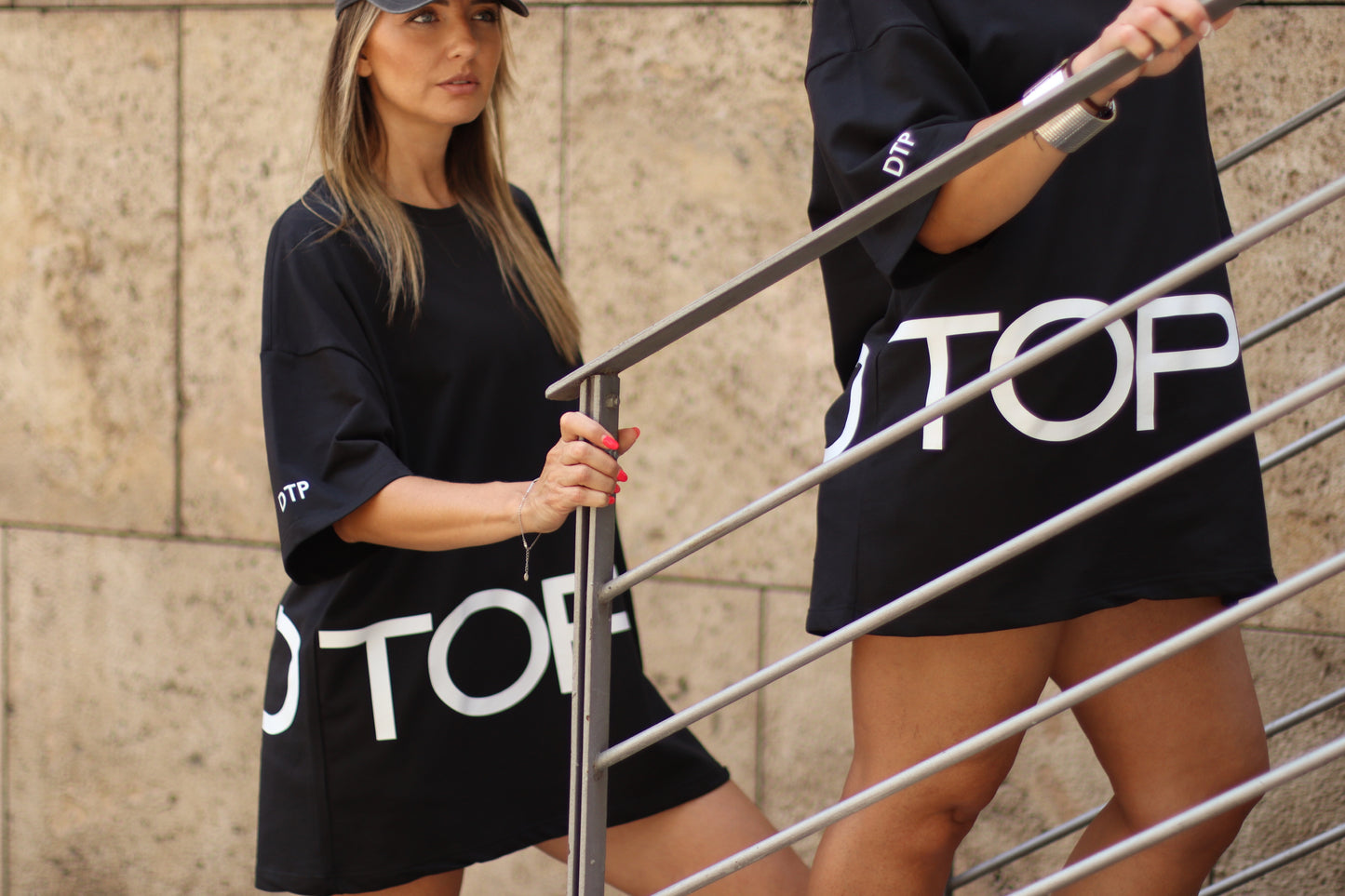 DTOP OVERSIZED BLACK T-SHIRT