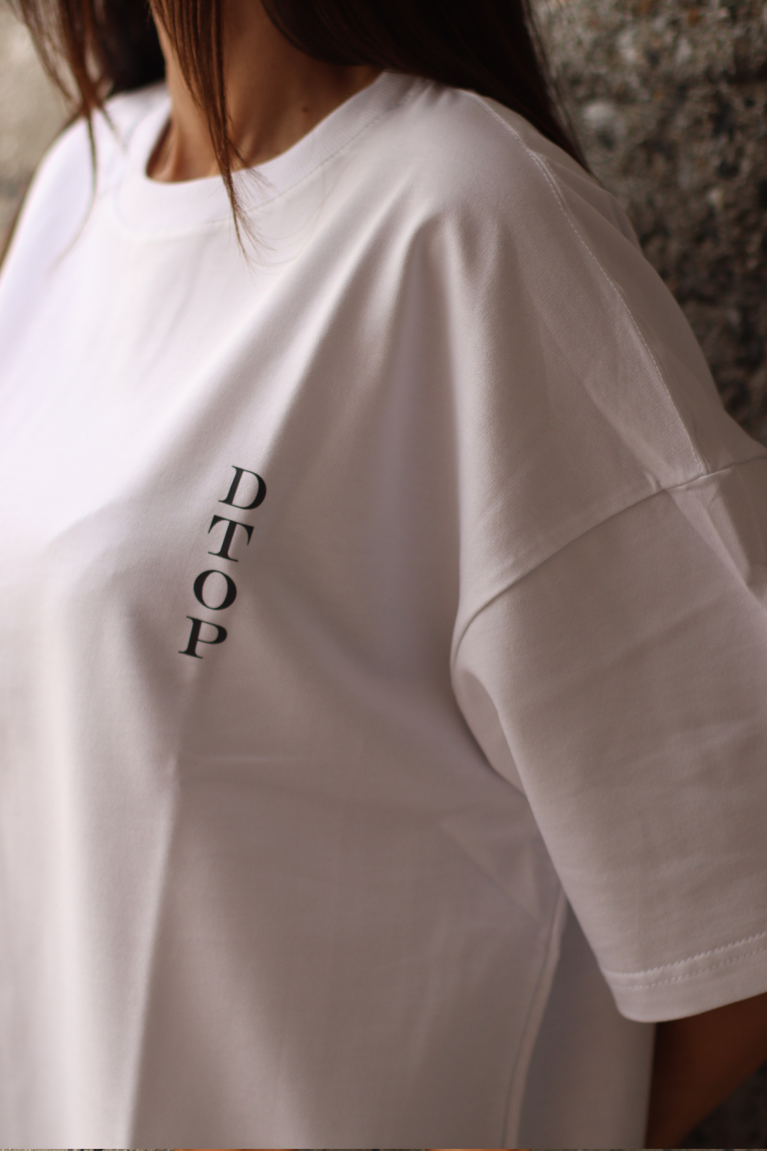 Don't think ordinary white t-shirt