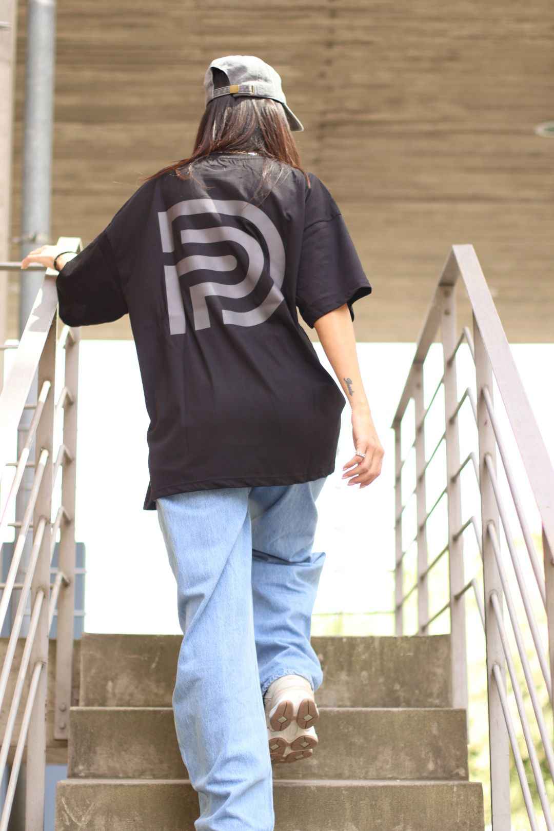 Dtop signature oversized t-shirt – black edition
