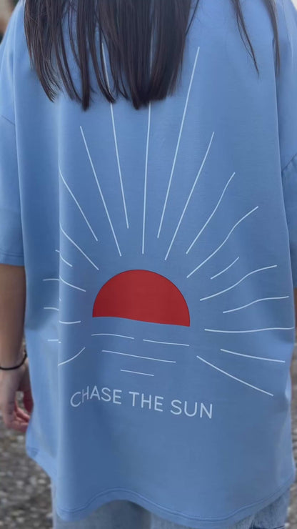 CHASE THE SUN _ OVERSIZED T-SHIRT